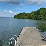 Plaue Auszeit Mit Privatstrand Und Bootsliegeplatz 公寓