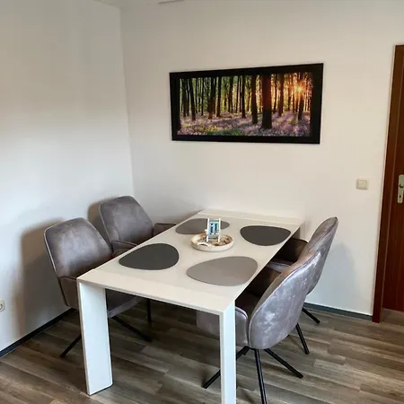 Plaue Auszeit Mit Privatstrand Und Bootsliegeplatz