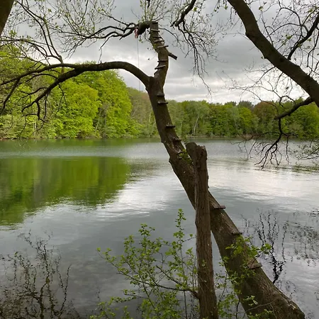 Plaue Auszeit Mit Privatstrand Und Bootsliegeplatz