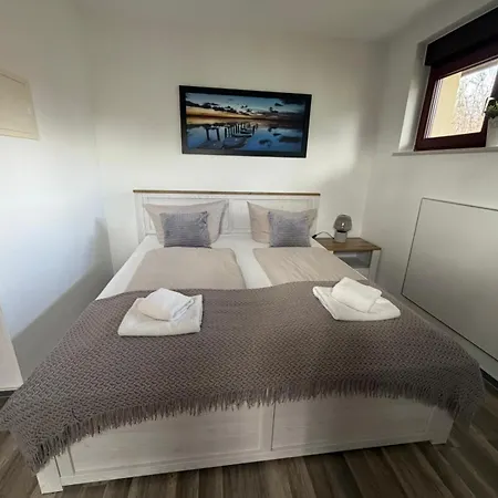 Plaue Auszeit Mit Privatstrand Und Bootsliegeplatz Appartement *