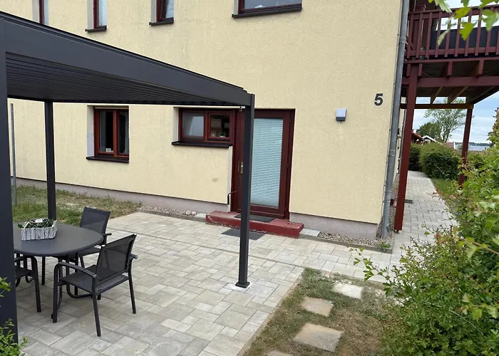 Plaue Auszeit Mit Privatstrand Und Bootsliegeplatz Appartement