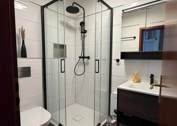 Plaue Auszeit Mit Privatstrand Und Bootsliegeplatz