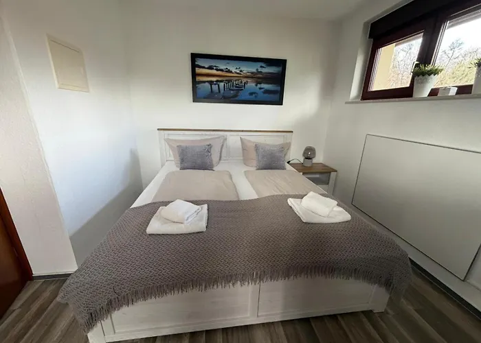 Plaue Auszeit Mit Privatstrand Und Bootsliegeplatz Appartement *